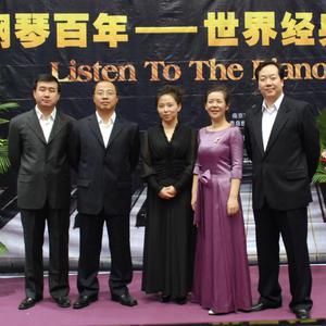 揉我胸⋯啊⋯嗯～出奶了3D
